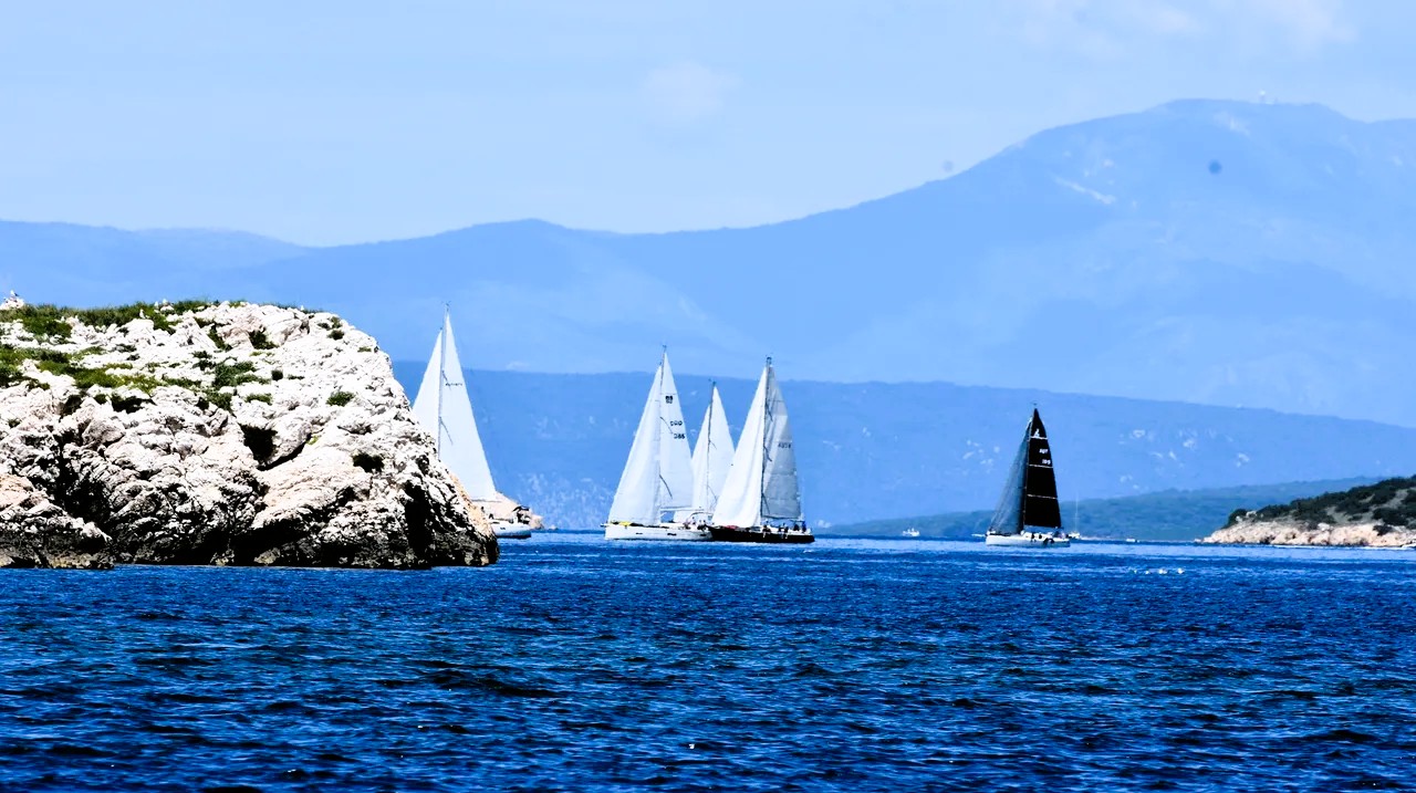 Jedriličarski tjedan u Puntu 2026: Doživite Croatia Cup i Alpe Adria Sailing Week!